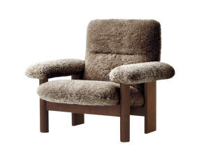 Kreslo Brasilia Lounge Chair, Sheepskin sahara/dark stained oak