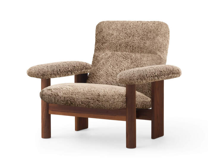 Kreslo Brasilia Lounge Chair, Sheepskin sahara/walnut